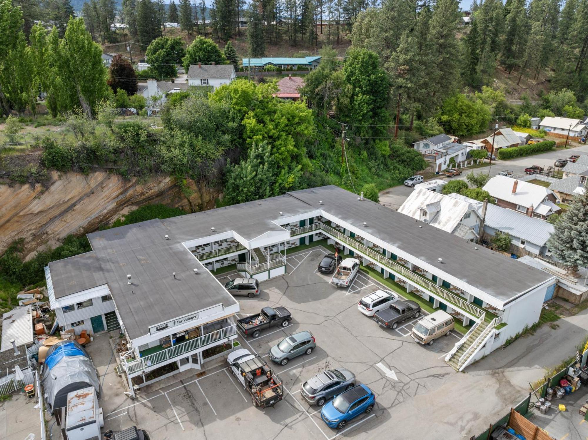 The Villager Inn Princeton Motel Exterior photo